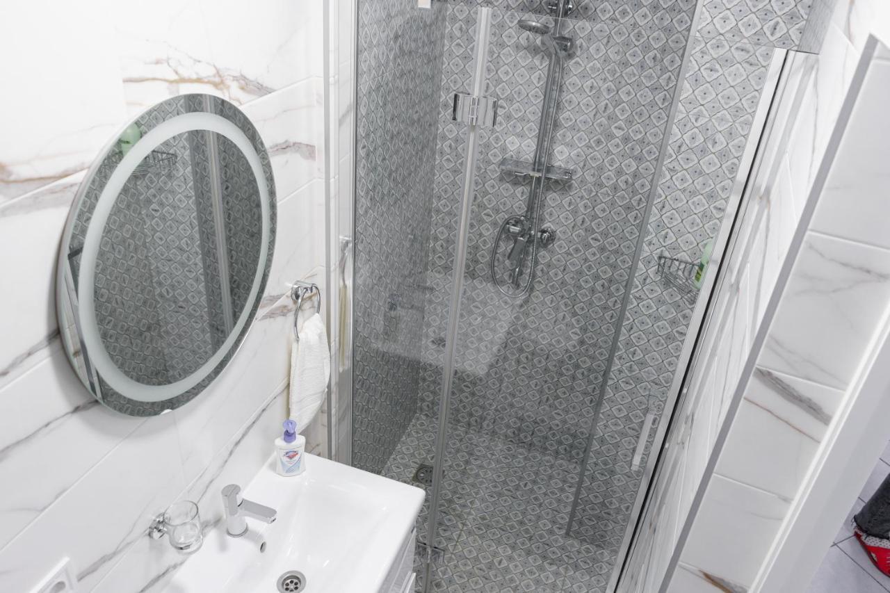 Charming Apartments In The Heart Of Lviv - Valova, Nasypna Str Dış mekan fotoğraf