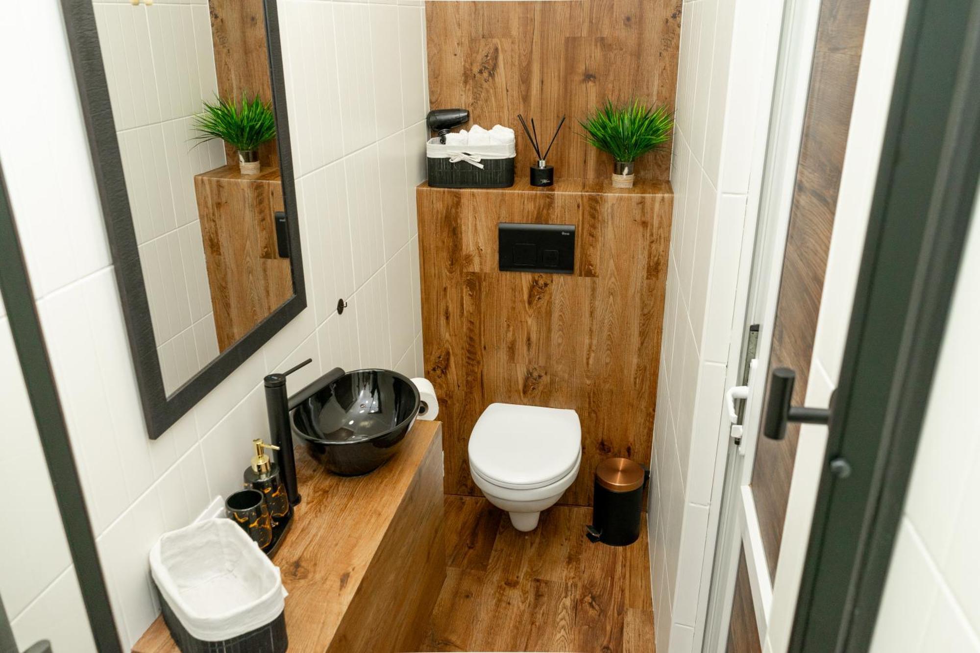 Charming Apartments In The Heart Of Lviv - Valova, Nasypna Str Dış mekan fotoğraf